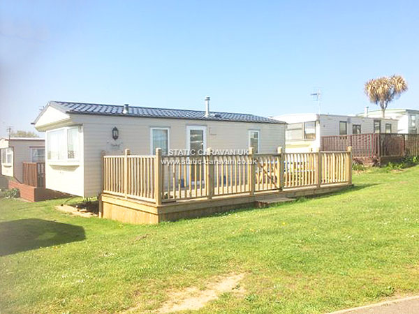 Caravan holiday rental Beachfront dog-friendly Kitsch Karavan 1 at Trimingham House, Nr Cromer, Norfolk