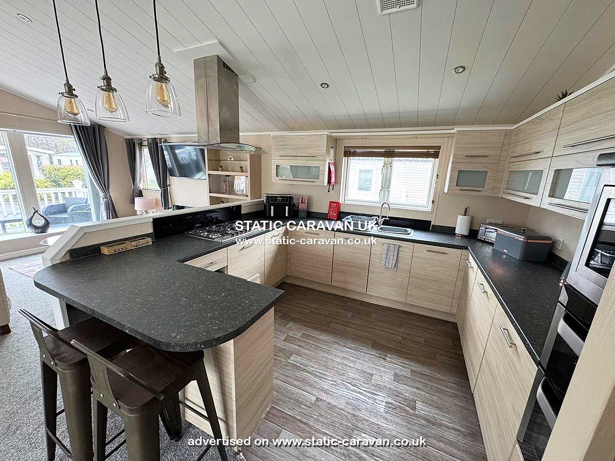 36 Cedar Lawn, Burnham on Sea Holiday Village, Somerset