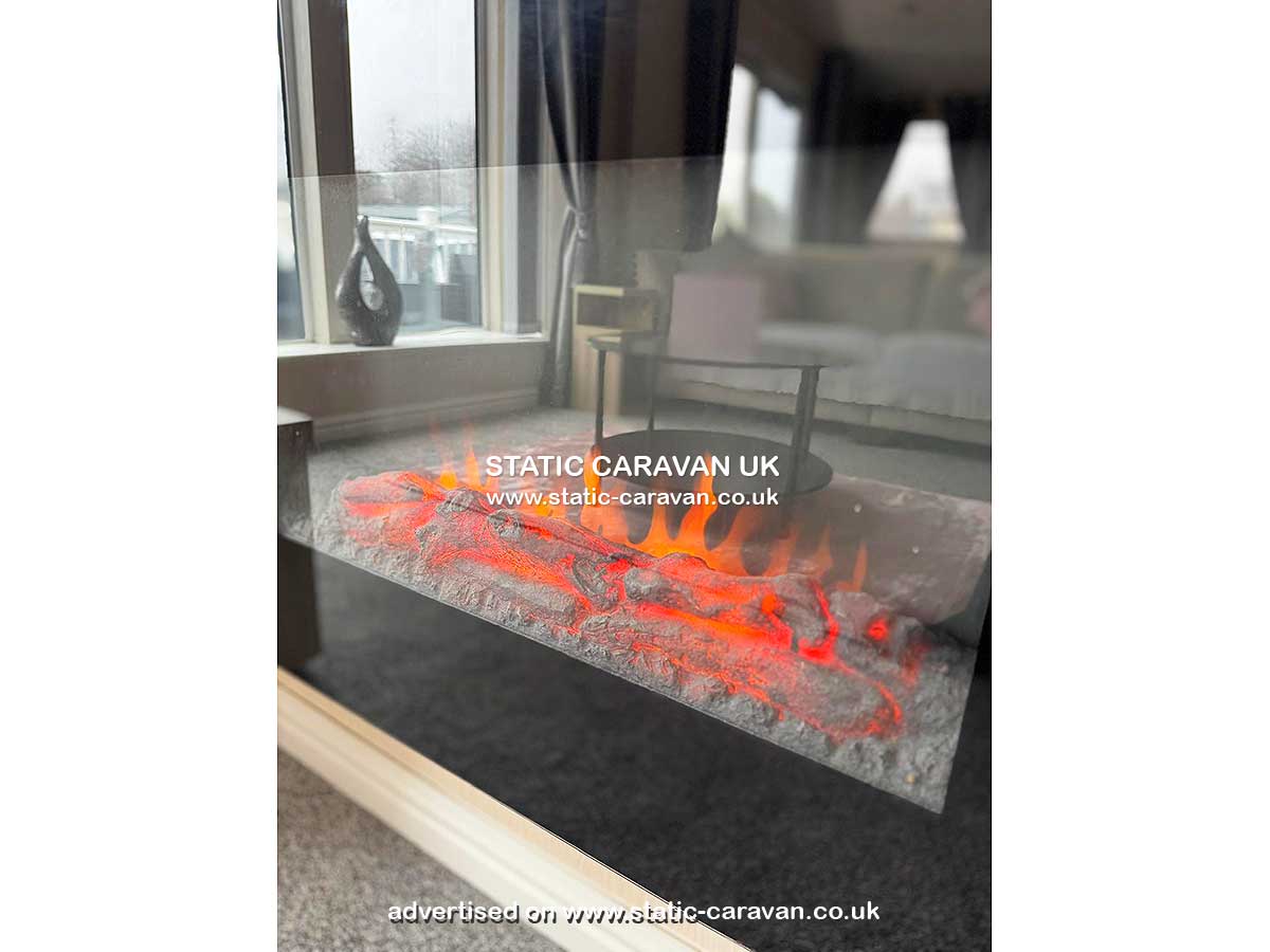 36 Cedar Lawn, Burnham on Sea Holiday Village, Somerset