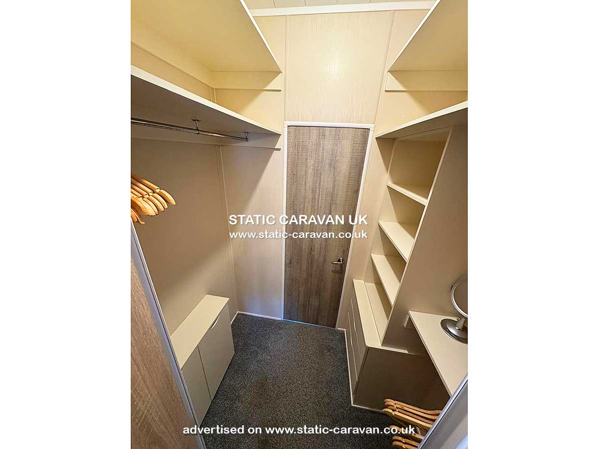 36 Cedar Lawn, Burnham on Sea Holiday Village, Somerset