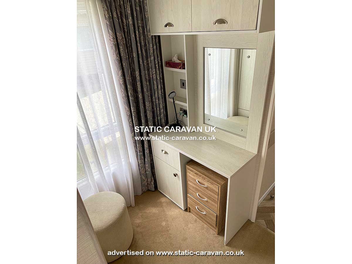 28 Wells View, Burnham on Sea Holiday Village, Somerset