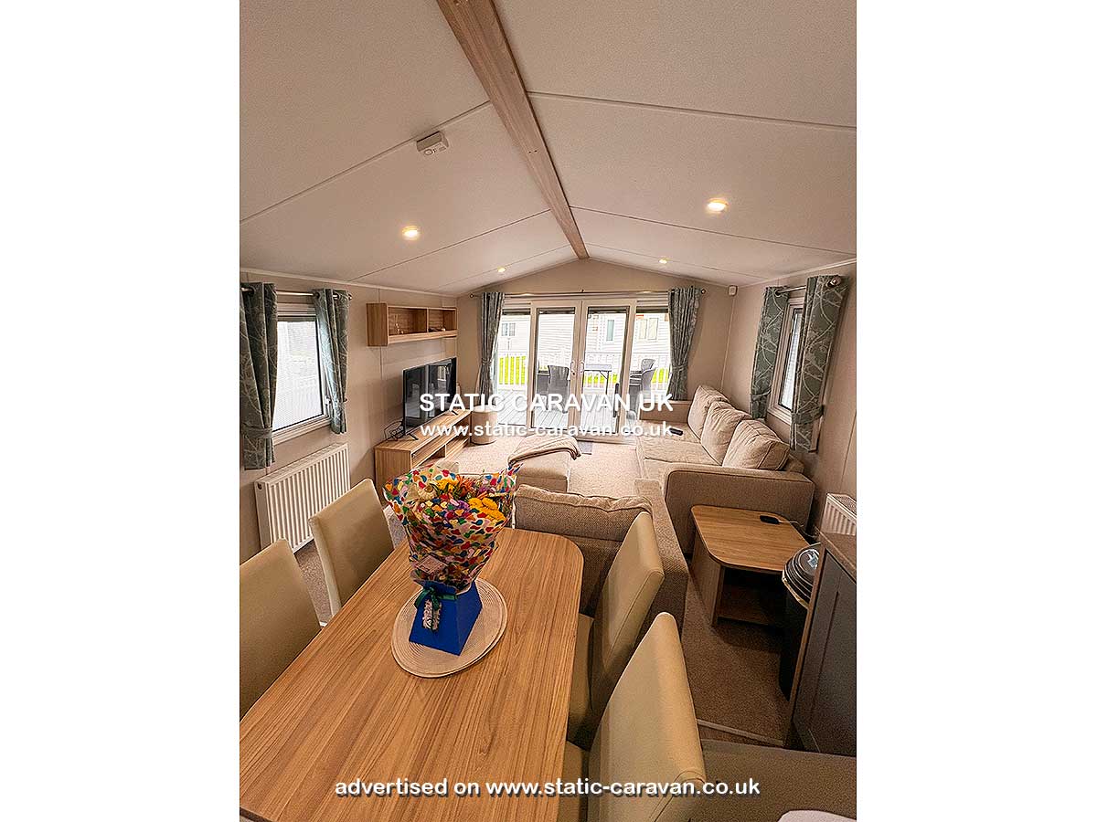 Caravan for hire Number 5 Finch at Cayton Bay, Scarborough, North Yorkshire
