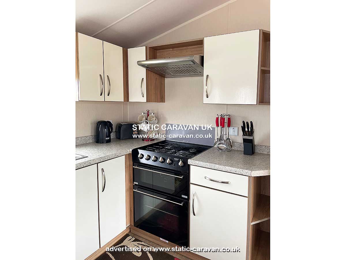 Caravan holiday rental Pam’s at West Wayland, Looe, Cornwall