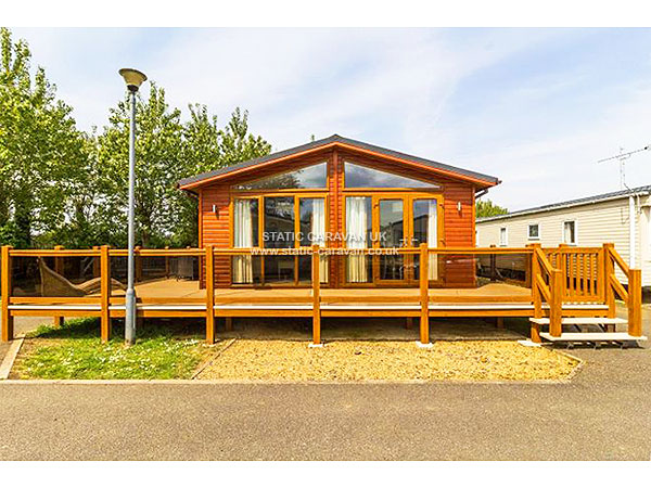 Caravan holiday rental Lenbar Windsor 31 at Manor Park, Hunstanton, Norfolk