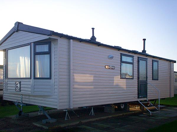 Static Caravan for hire at No.6 (197 / 8813b), Kiln Cliffs, Cromer, Norfolk