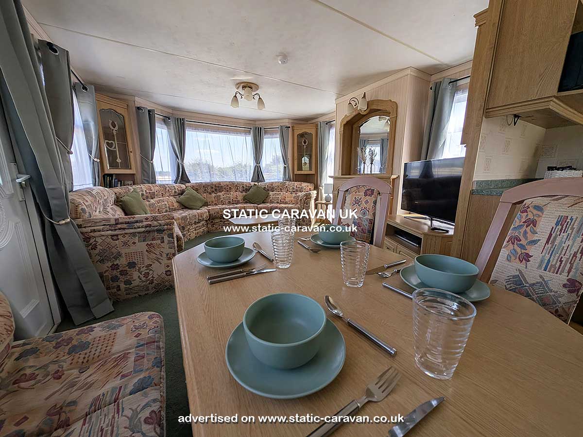 Static Caravan for hire at Kingfisher, Lincoln Lane Lakes, Middle Rasen, Lincolnshire