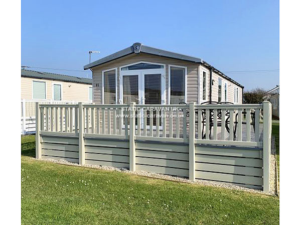 Caravan holiday rental Caravan 65 at Higher Harlyn, St Merryn, Padstow, Cornwall