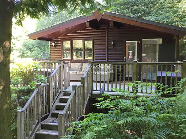 Caravan holiday rental Mistletoe Lodge & Hot Tub Windermere at White Cross Bay, Windermere, Cumbria