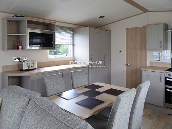 UK Private Static Caravan Holiday Hire at Lower Hyde, Shanklin, Isle of Wight
