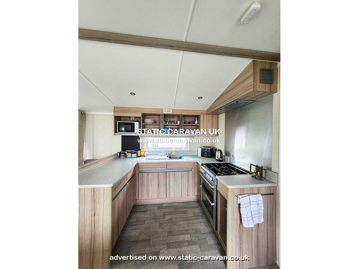 Caravan for hire 2 Beach Walk at Golden Sands, Mablethorpe, Lincolnshire
