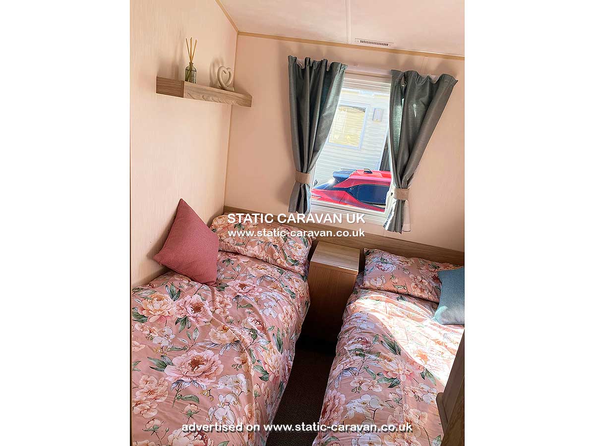 37 Iris, Greenacres, Porthmadog, Gwynedd, North Wales