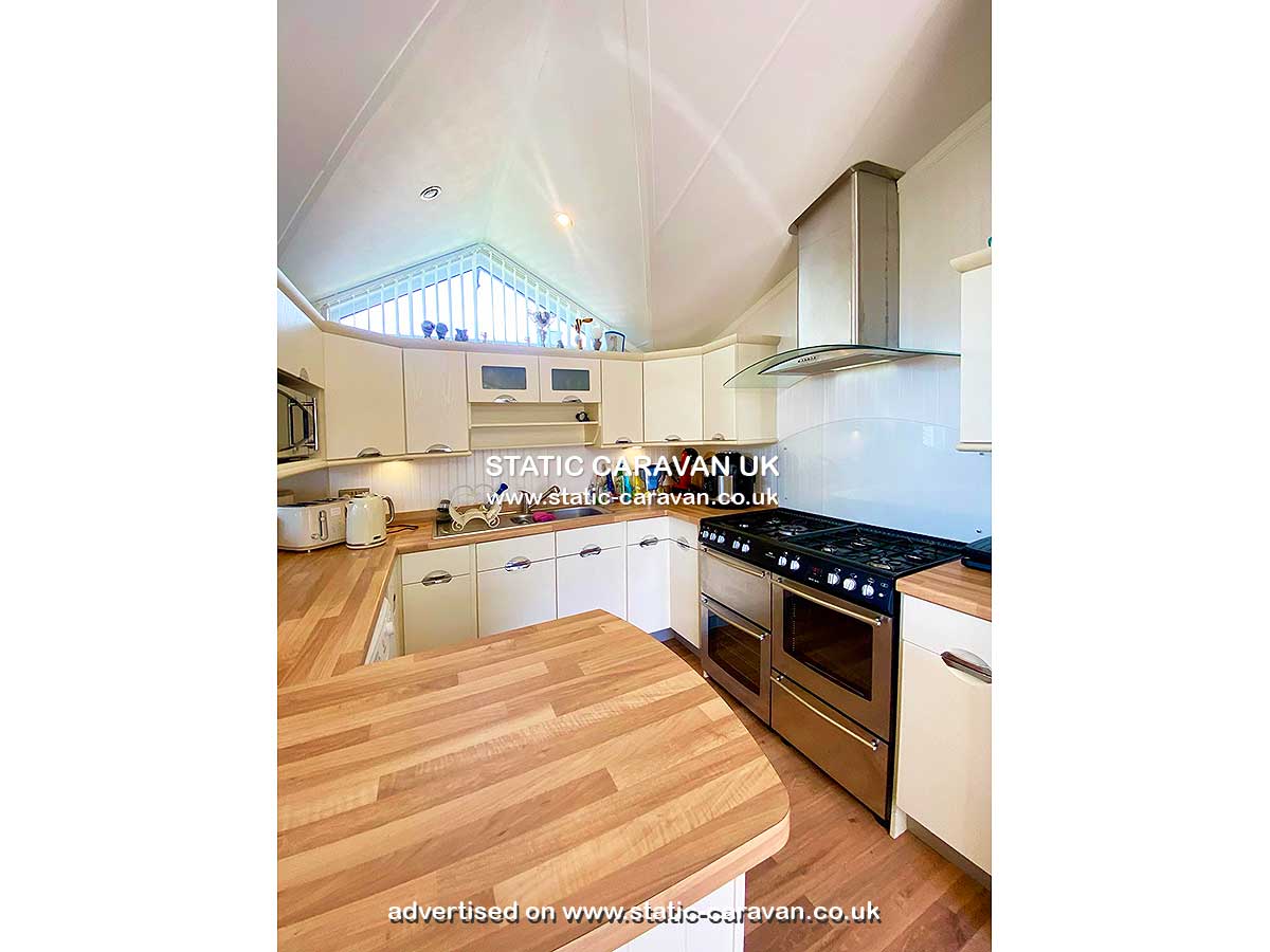 76 The Stables, Hafan-Y-Mor, Pwllheli, Gwynedd, North Wales