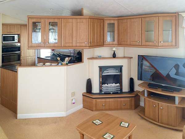 UK Private Static Caravan Holiday Hire at The Wolds, Ingoldmells, Skegness, Lincolnshire