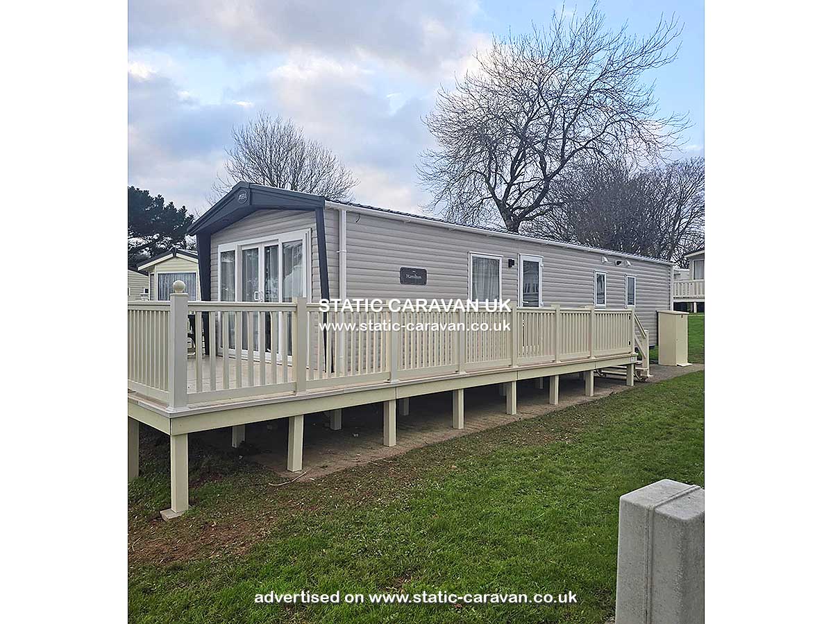 Caravan for hire D15 at Hoburne Devon Bay, Paignton, Devon