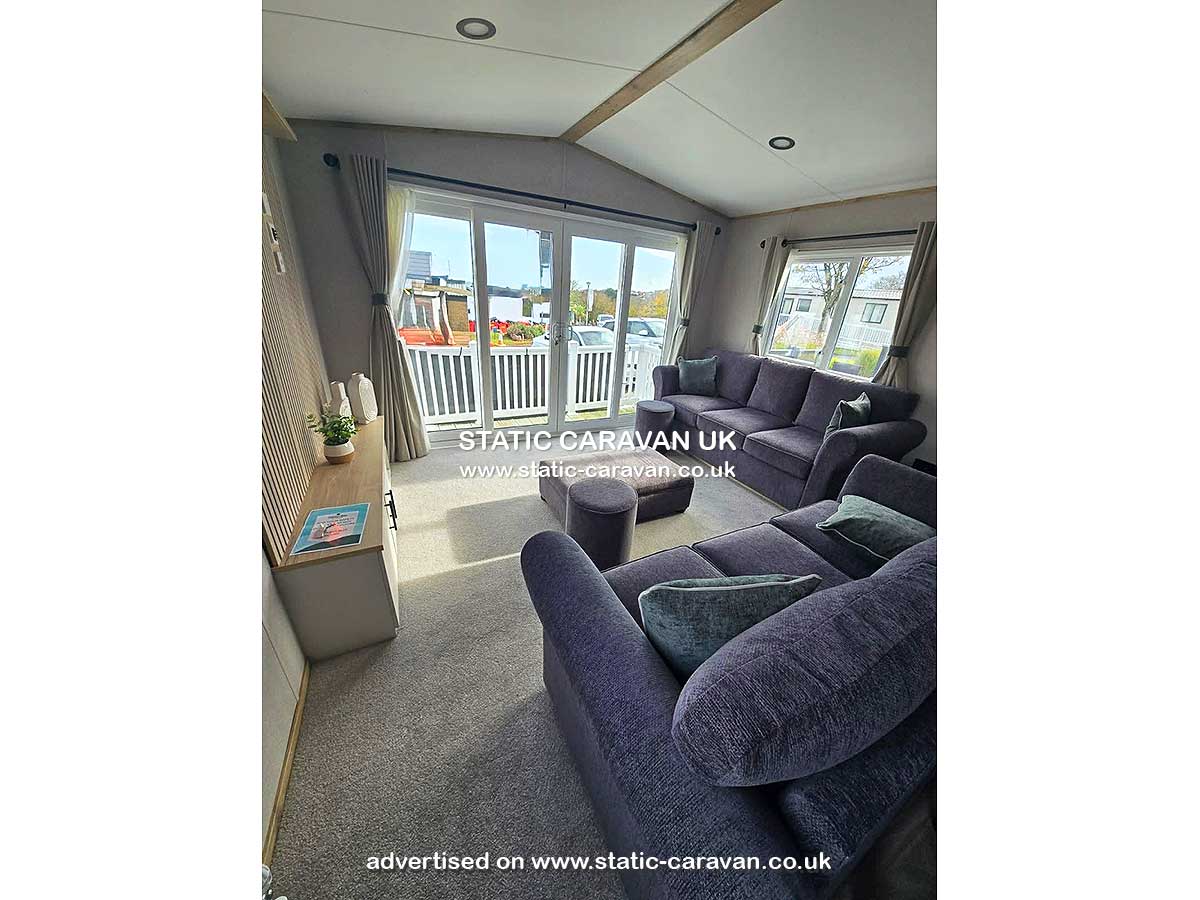 Caravan for hire D15 at Hoburne Devon Bay, Paignton, Devon