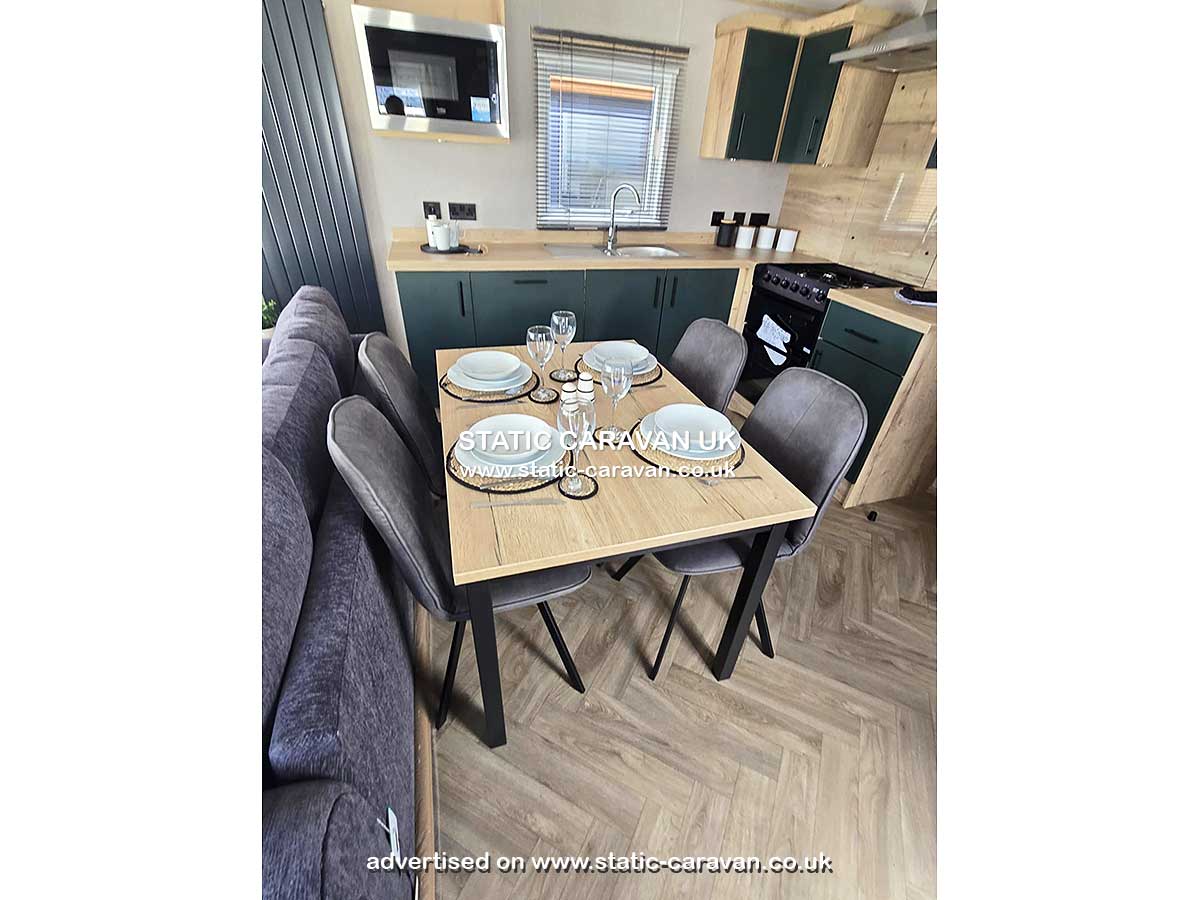 Caravan for hire D15 at Hoburne Devon Bay, Paignton, Devon