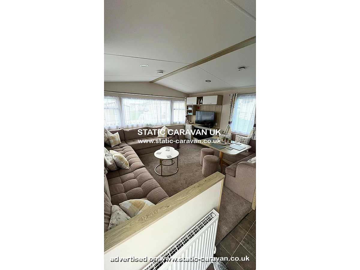 Caravan for hire F41 Oscar at Hoburne Devon Bay, Paignton, Devon