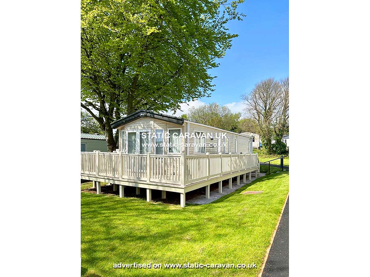 Caravan for hire M51 Leona at Hoburne Devon Bay, Paignton, Devon