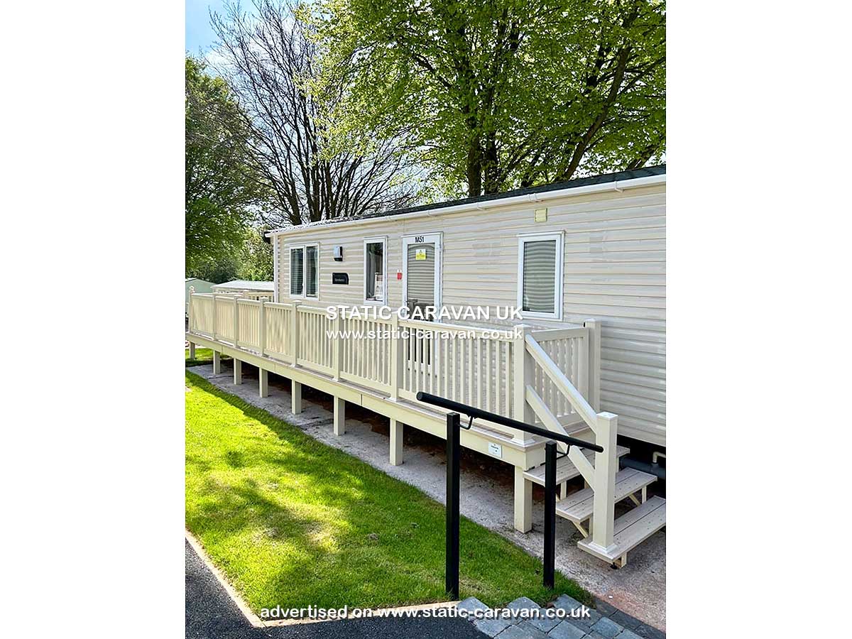 Caravan for hire M51 Leona at Hoburne Devon Bay, Paignton, Devon