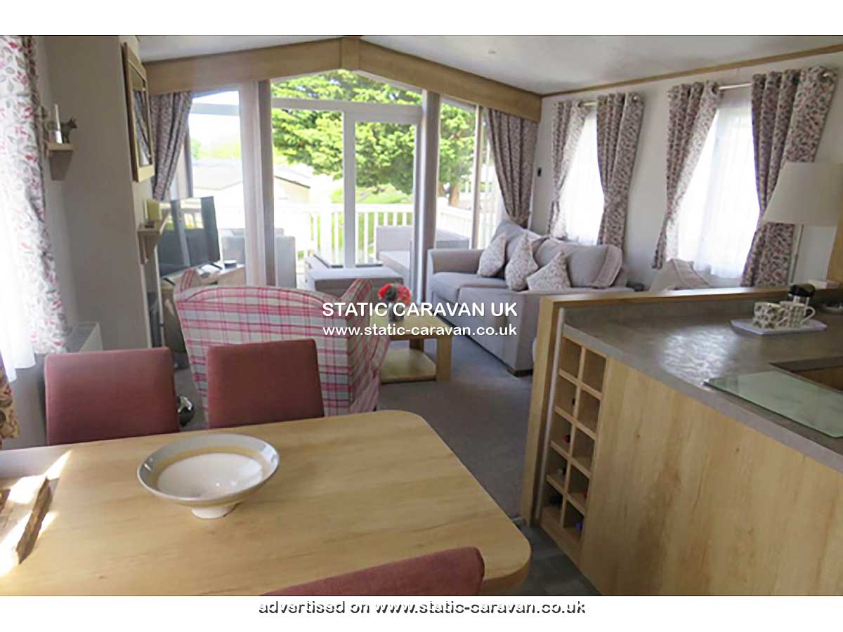Caravan for hire Lark Meadow 39 at Hoburne Devon Bay, Paignton, Devon