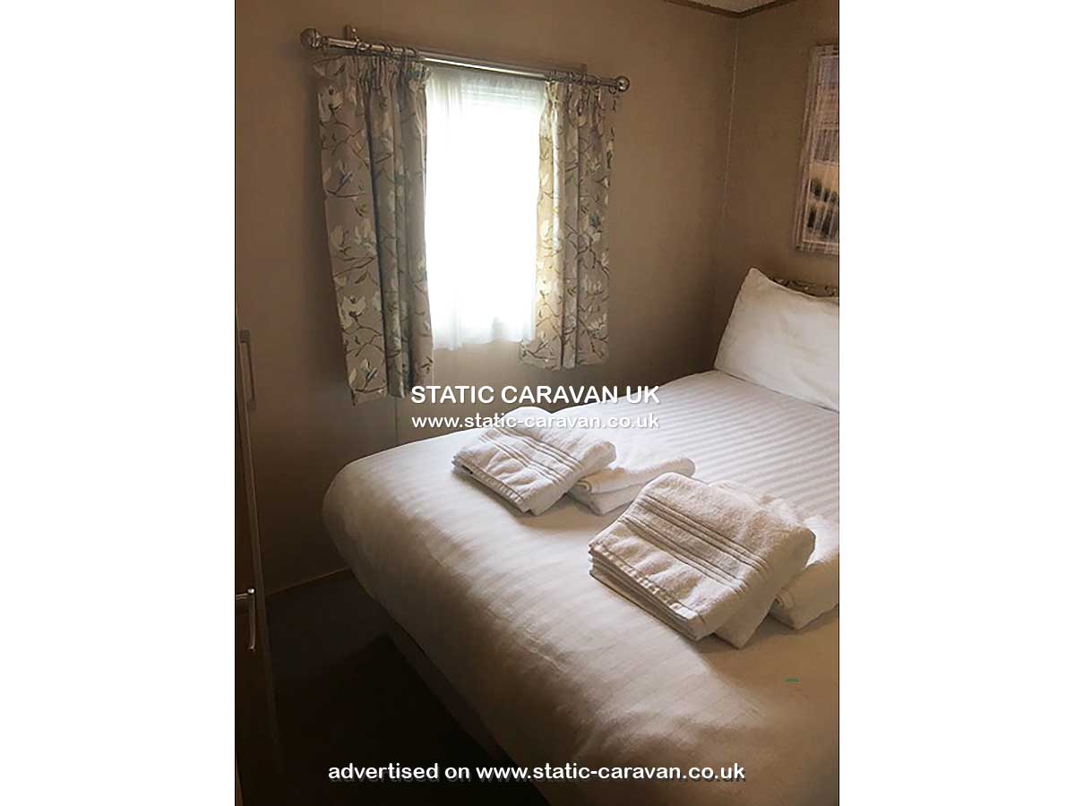 Caravan for hire Eagle Meadow 12 at Hoburne Devon Bay, Paignton, Devon