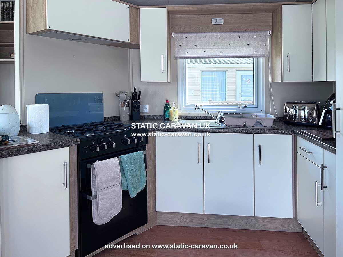 Caravan holiday rental 28 Captains Lane at Sunbeach, Llwyngwril, Nr Barmouth, Gwynedd, West Wales
