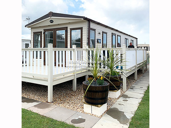 Caravan holiday rental 671 at Promenade, Ingoldmells, Skegness, Lincolnshire