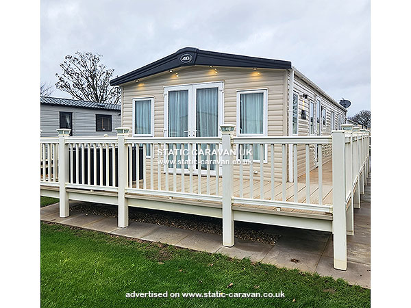 Static Caravan for hire at 70 Oak Meadows Lodge Gold Grade , Golden Sands, Mablethorpe, Lincolnshire