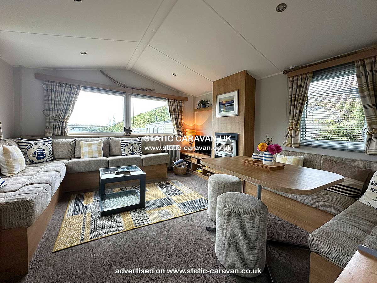 Caravan holiday rental M2 at Freshwater Beach, Bridport, Dorset