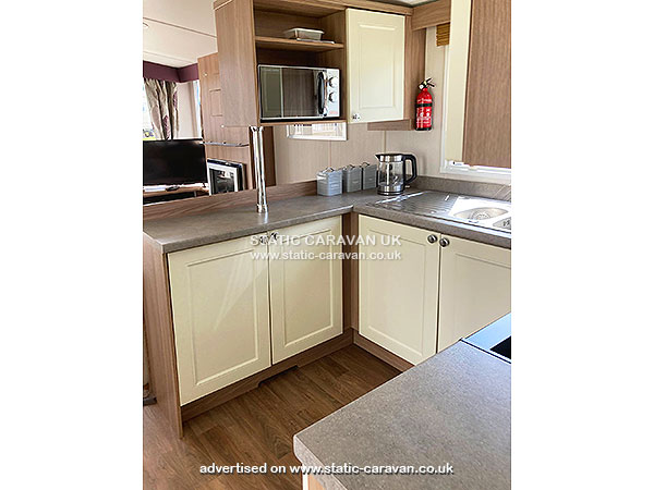 Caravan holiday rental 43 Windsor at Marton Mere, Blackpool, Lancashire