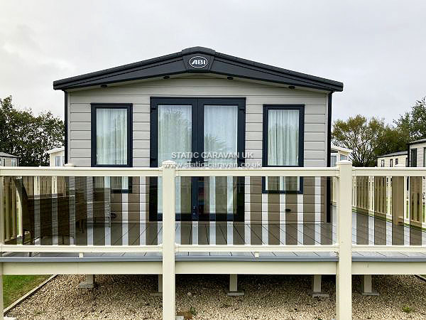 UK Private Static Caravan Holiday Hire at Golden Sands, Mablethorpe, Lincolnshire