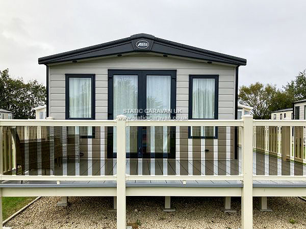 Static Caravan for hire at 9 The Lakes, Golden Sands, Mablethorpe, Lincolnshire