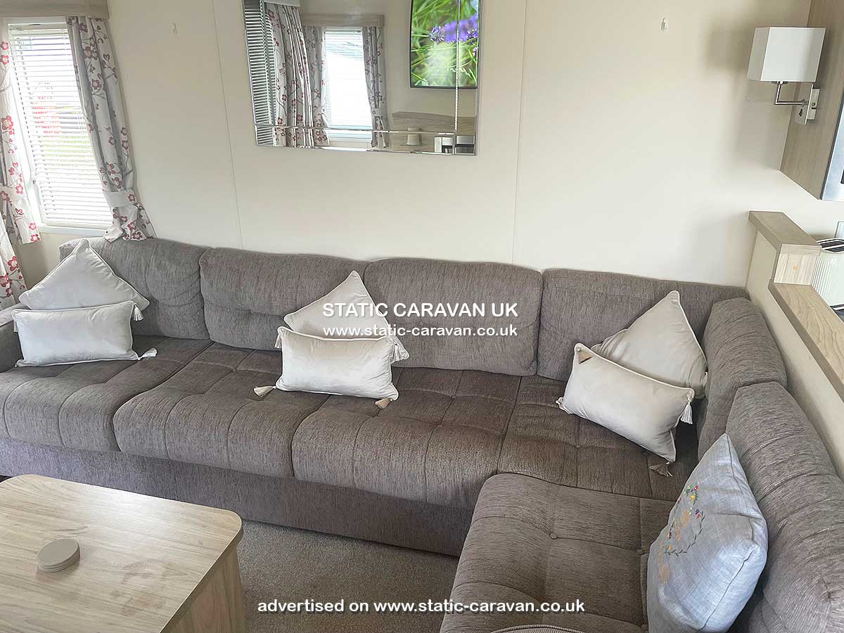 Caravan for hire St Austell 16 at Liskey Hill, Perranporth, Cornwall