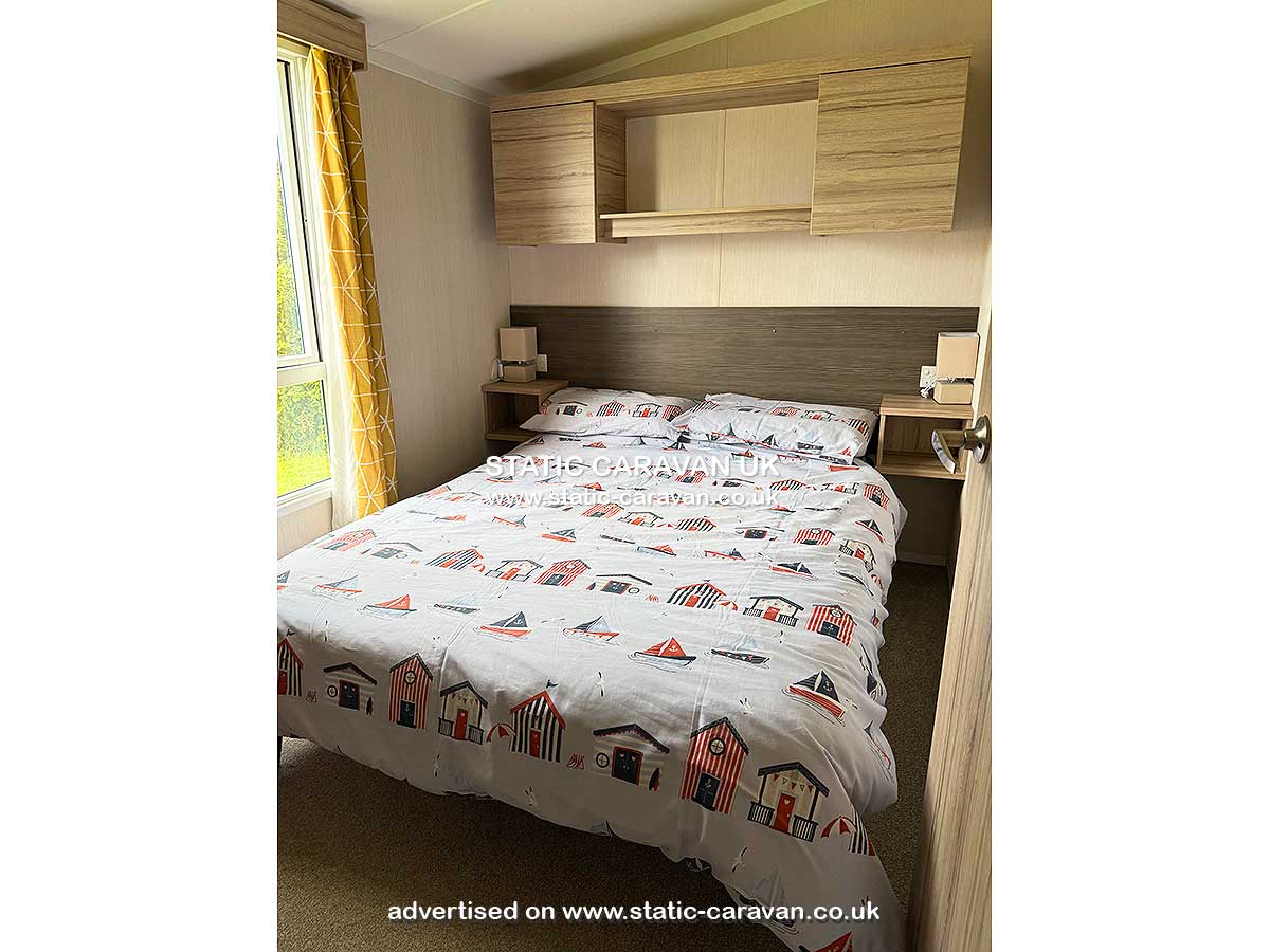 Caravan for hire Peninsula Perfection (6 The Heathers) at Lizard Point Holiday Park, Lizard Peninsula, Cornwall