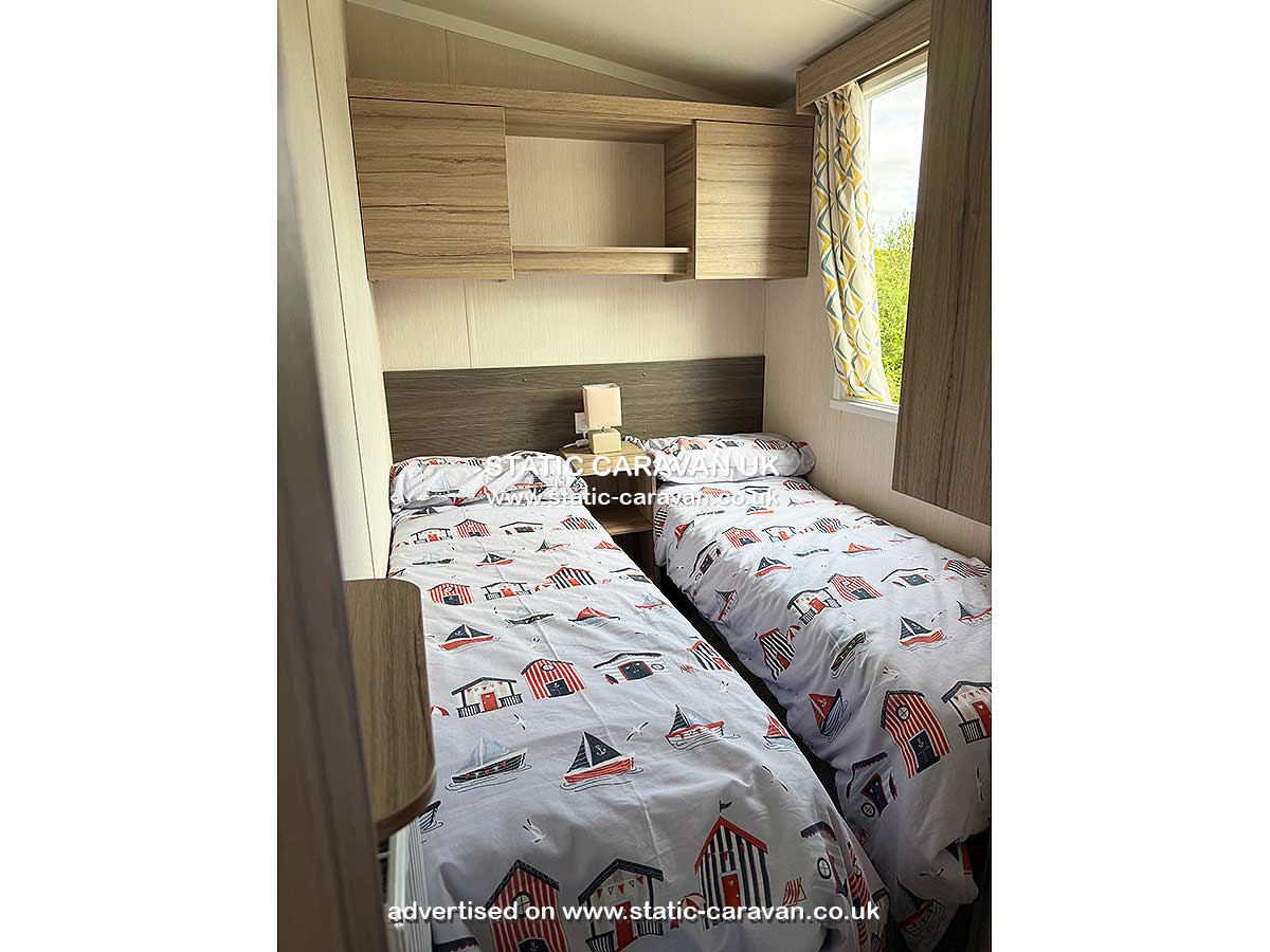 Peninsula Perfection (6 The Heathers), Lizard Point Holiday Park, Lizard Peninsula, Cornwall