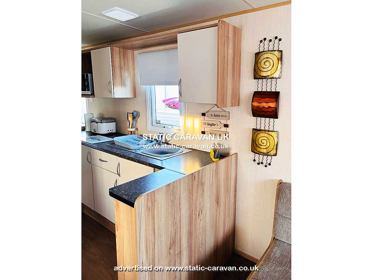 Caravan for hire Oak Apple Lane at Lyons Abbeyffordd, Towyn, Abergele, Conwy, North Wales