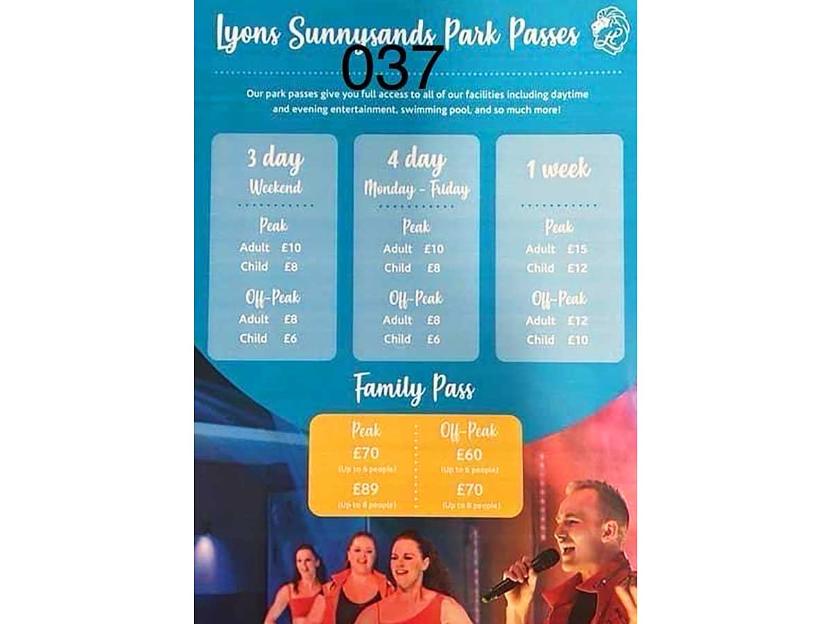 39 Cader Court, Lyons Sunnysands, Tal-y-bont, Barmouth, Gwynedd, West Wales