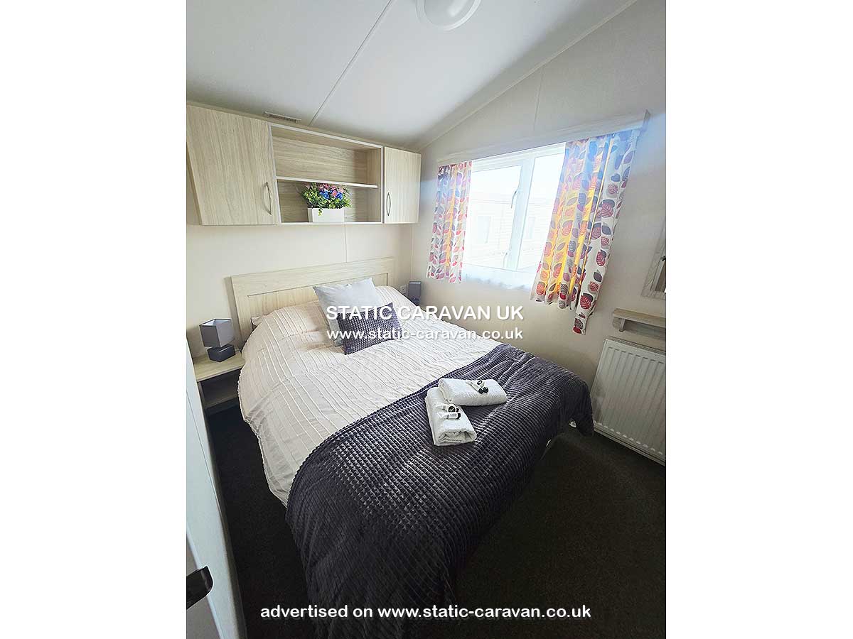 Caravan for hire Sandy Cove 42 at Lyons Sunnysands, Tal-y-bont, Barmouth, Gwynedd, West Wales