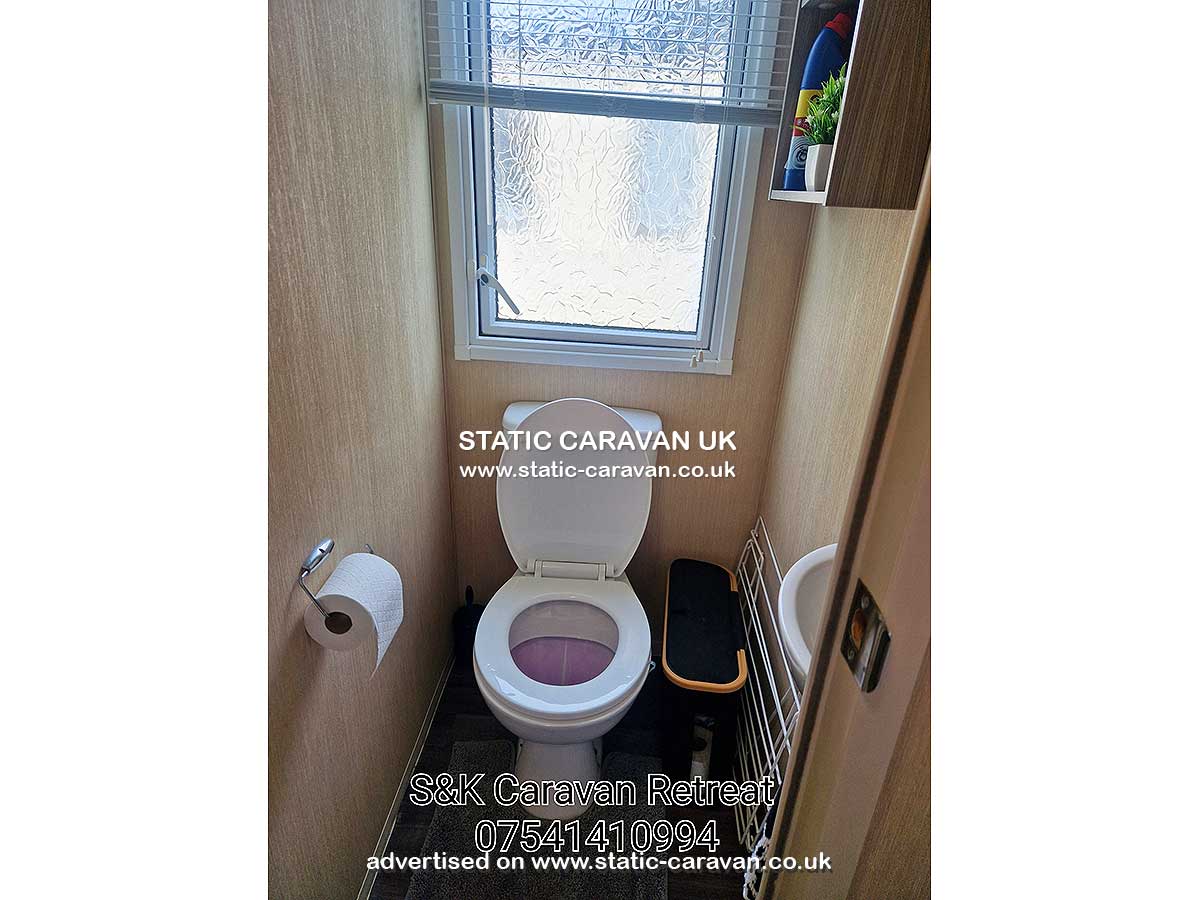 637, Lyons Winkups, Towyn, Conwy, North Wales