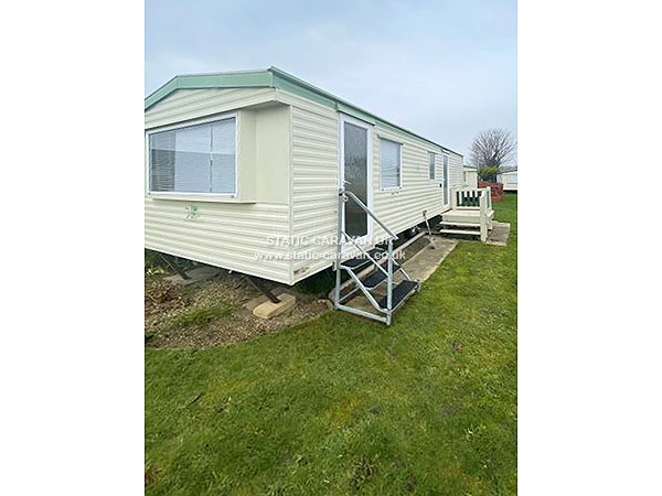 UK Private Static Caravan Holiday Hire at Beach Estate, Hemsby, Great Yarmouth, Norfolk