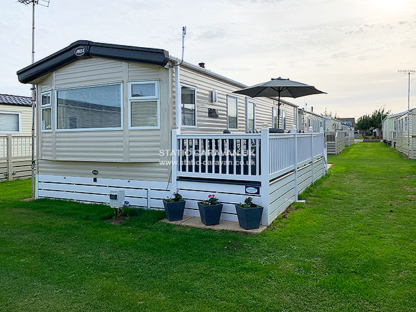 UK Private Static Caravan Holiday Hire at Seaview, Whitstable, Kent