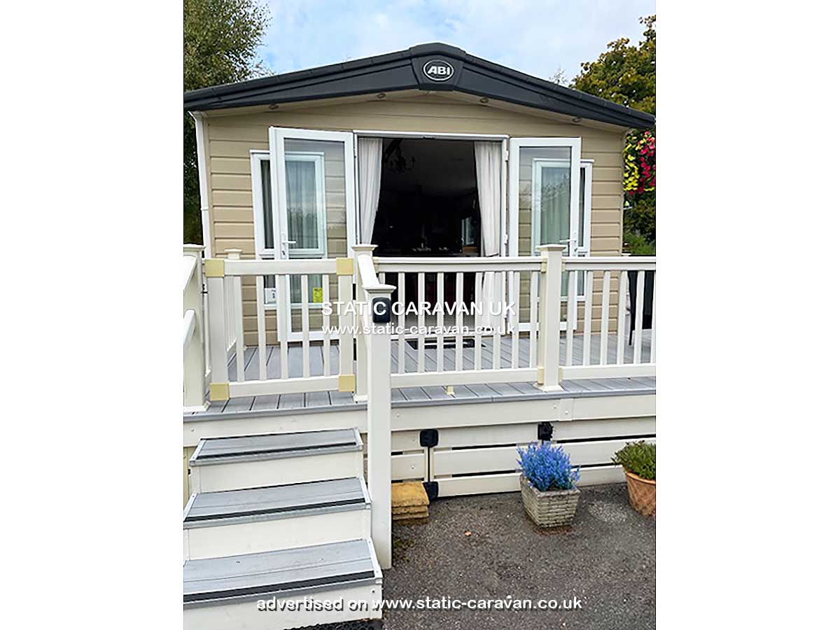 Caravan holiday rental Poppy 52 at Oakdene Forest Park, St.Leonards, Dorset
