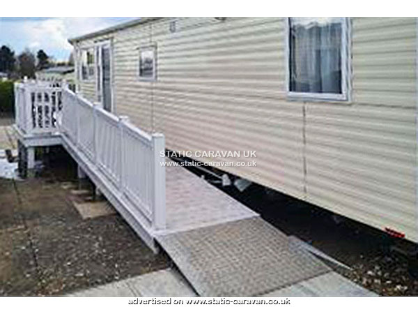 UK Private Static Caravan Holiday Hire at Rockley Park, Poole, Dorset
