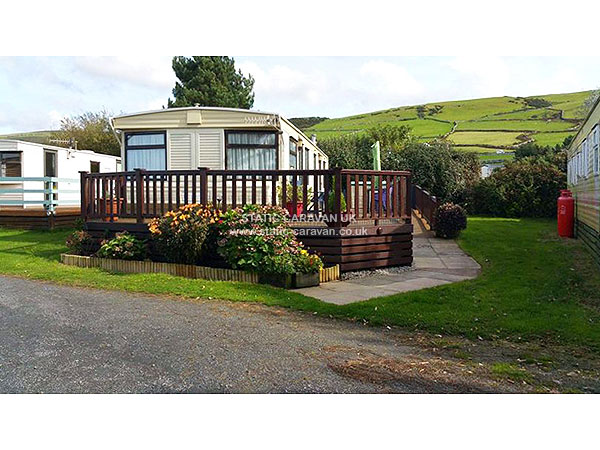 Caravan holiday rental 11 Driftwood Close at Sunbeach, Llwyngwril, Nr Barmouth, Gwynedd, West Wales