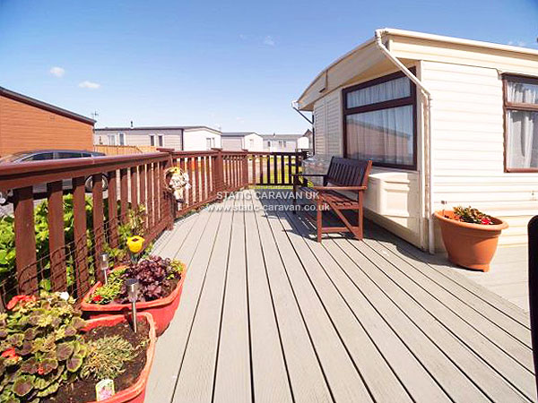 Caravan holiday rental 11 Driftwood Close at Sunbeach, Llwyngwril, Nr Barmouth, Gwynedd, West Wales