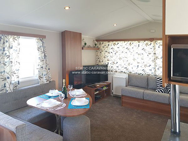 Caravan holiday rental 527 at Seawick, Clacton-on-Sea, Essex