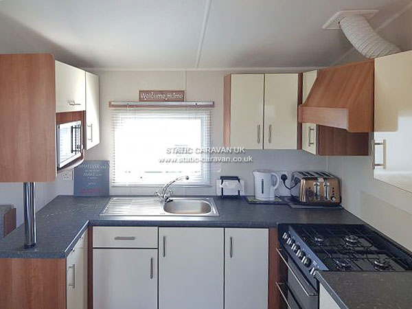 UK Private Static Caravan Holiday Hire at Seawick, Clacton on Sea, Essex