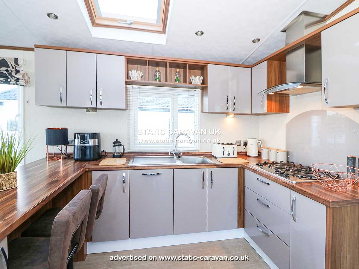 12 Traeth Gwyn Court, Quay West, New Quay, Ceredigion, West Wales