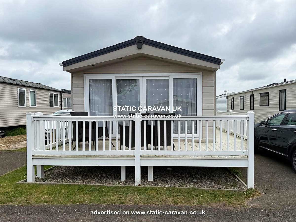 Static Caravan for hire at Delta Superior - Dog friendly , Seashore, Great Yarmouth, Norfolk