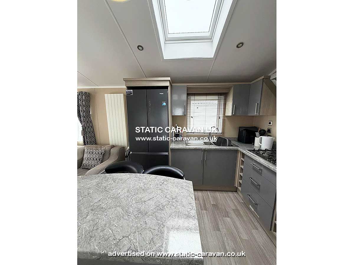 The Hamilton Lodge - Seaview - Front Row - No Pets, Seashore, Great Yarmouth, Norfolk